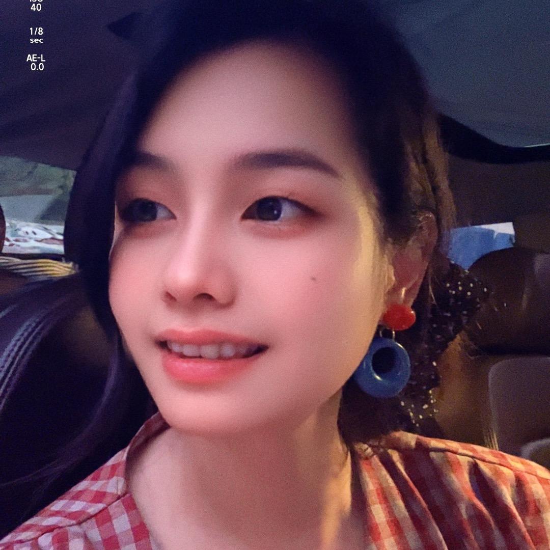 途游谢小英英