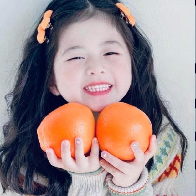 ੯‧̀͡⬮\知月€