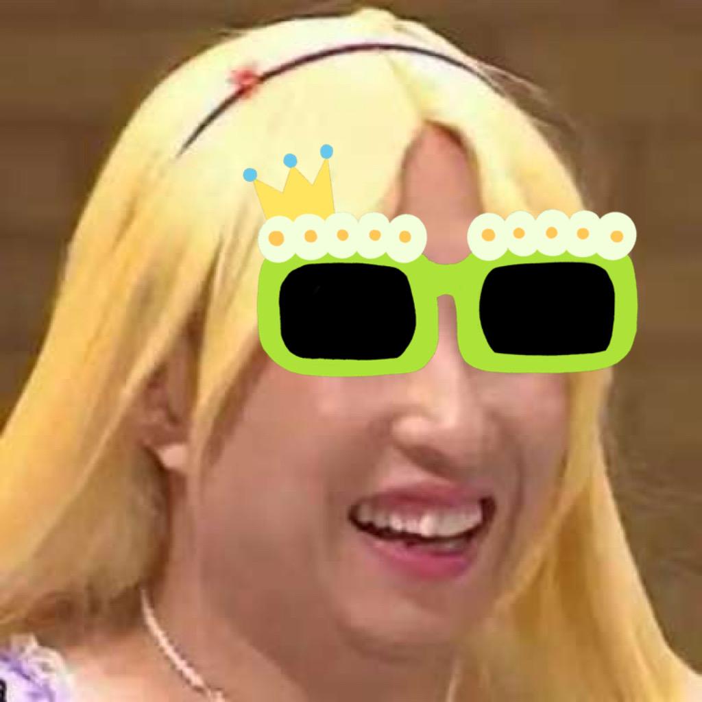 八月🌈