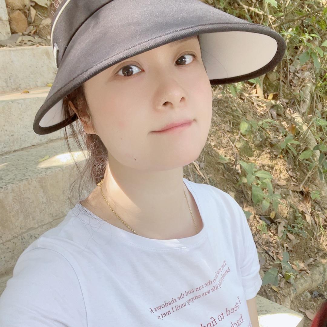 姚一一