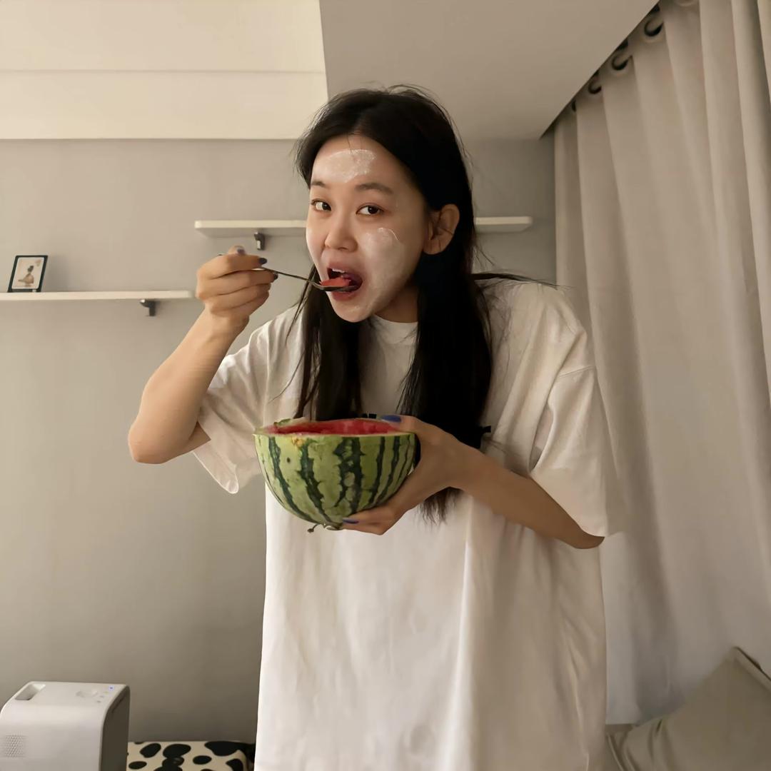 两只船.