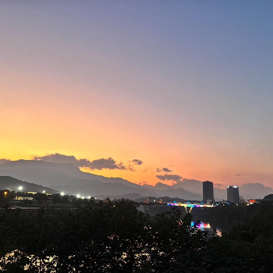 远⛰️
