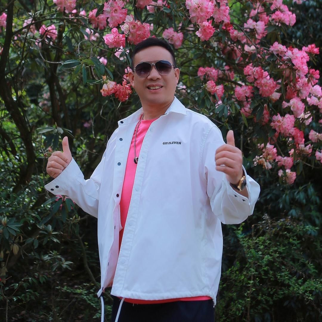 牛仔兄弟倍哥