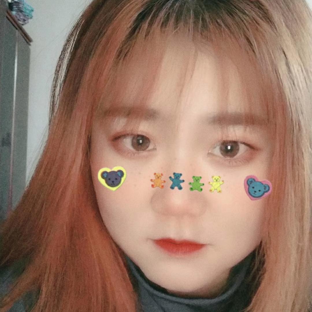 偷亲月亮🌙