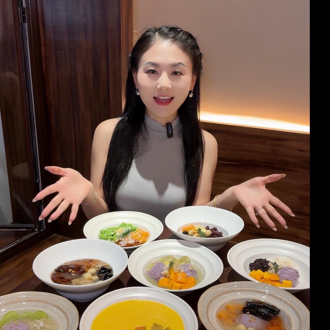 万州磊子哥表妹小万