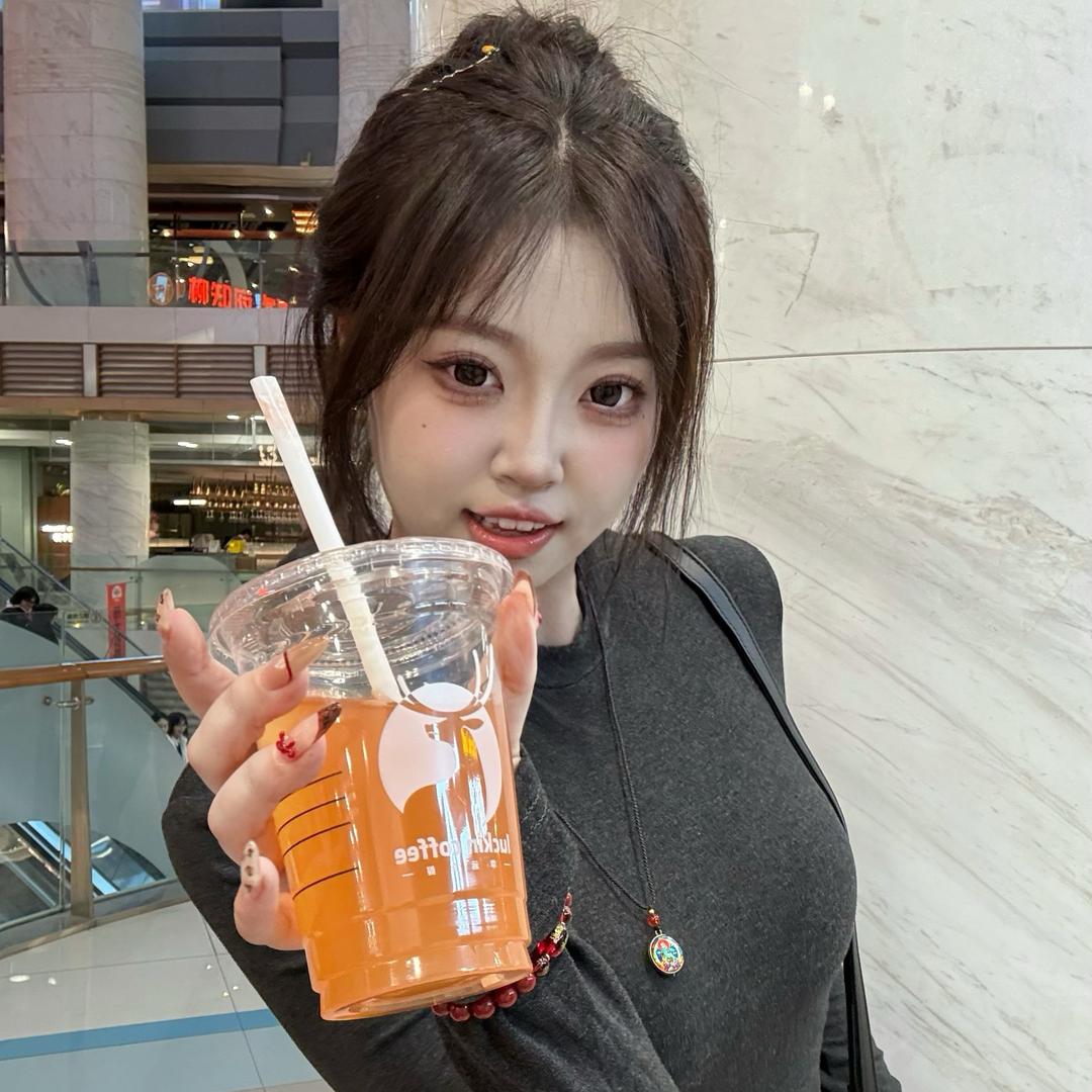 果贞🍎