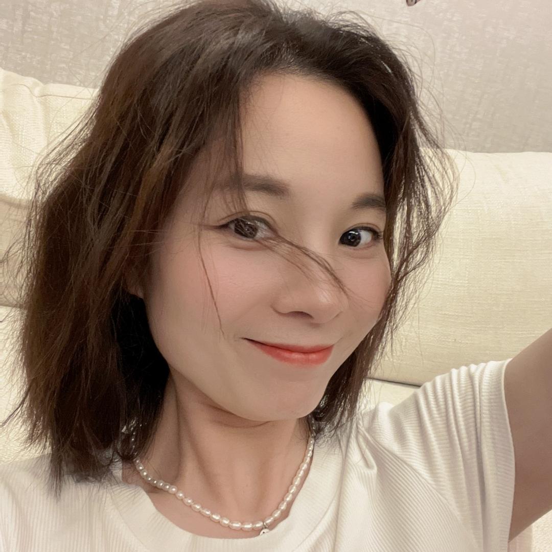玖玖贝尔服饰