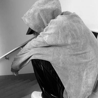 一个不知名陪陪