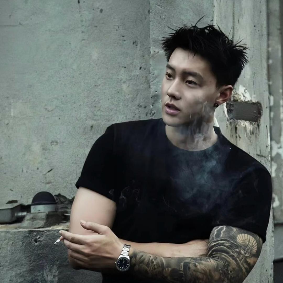 ە 𝒁ㅤ ⠀⠀⠀ㅤㅤ ⠀⠀⠀ㅤ