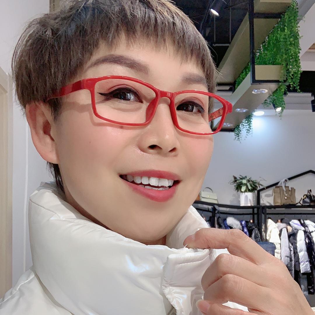 武威市和彩（尚咪拉）女装店
