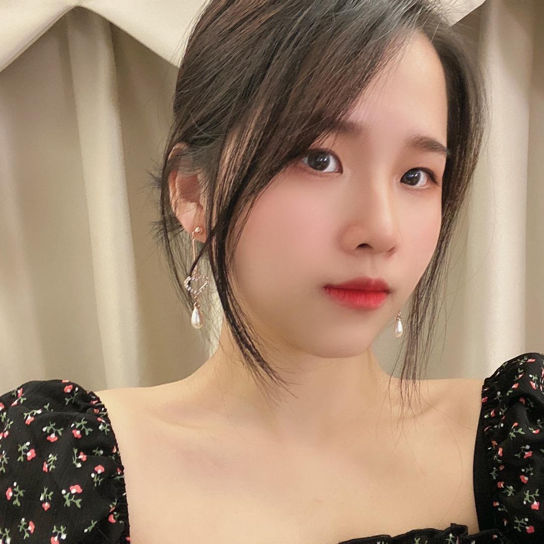 妮妮吃不饱