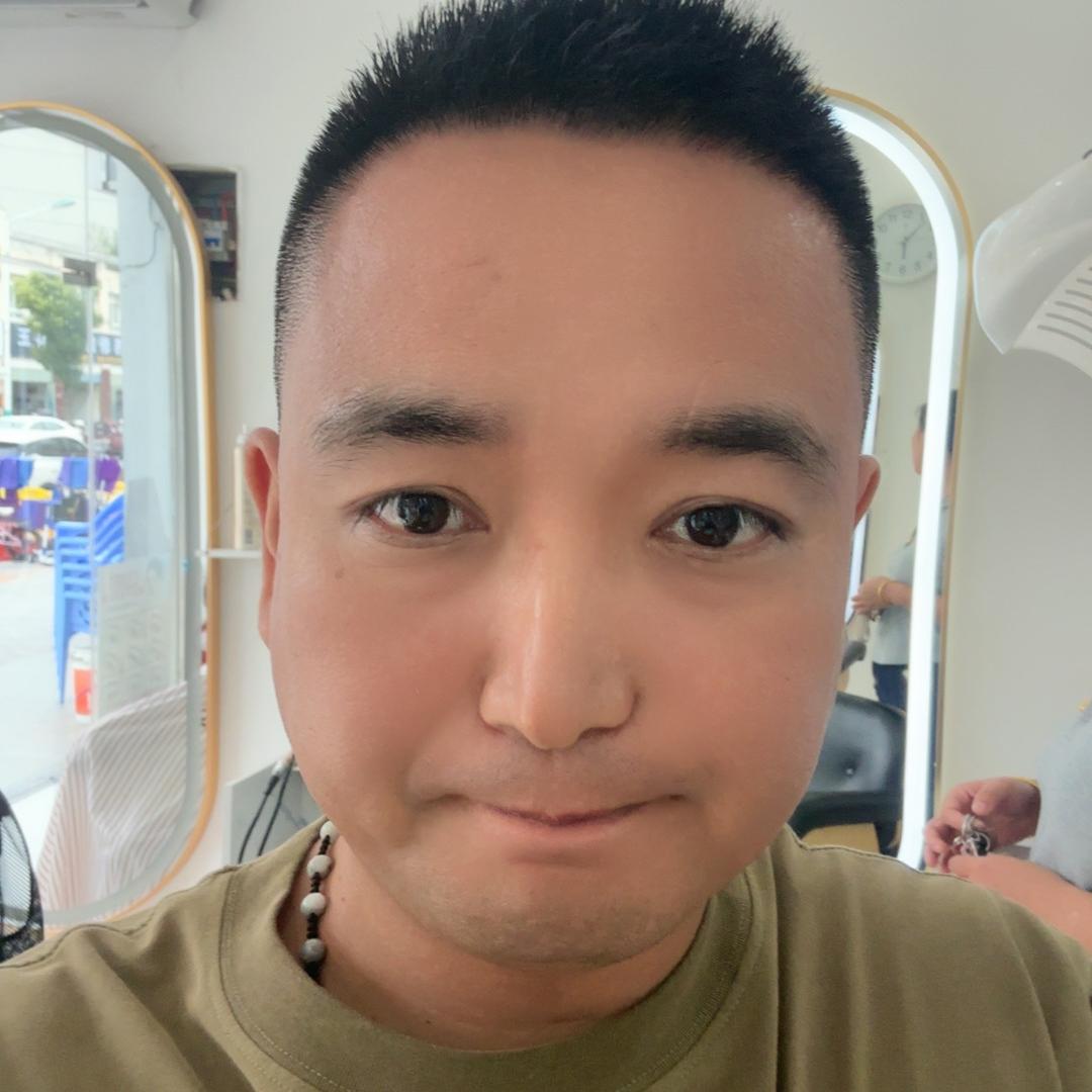 海哥 挖满金工程机械