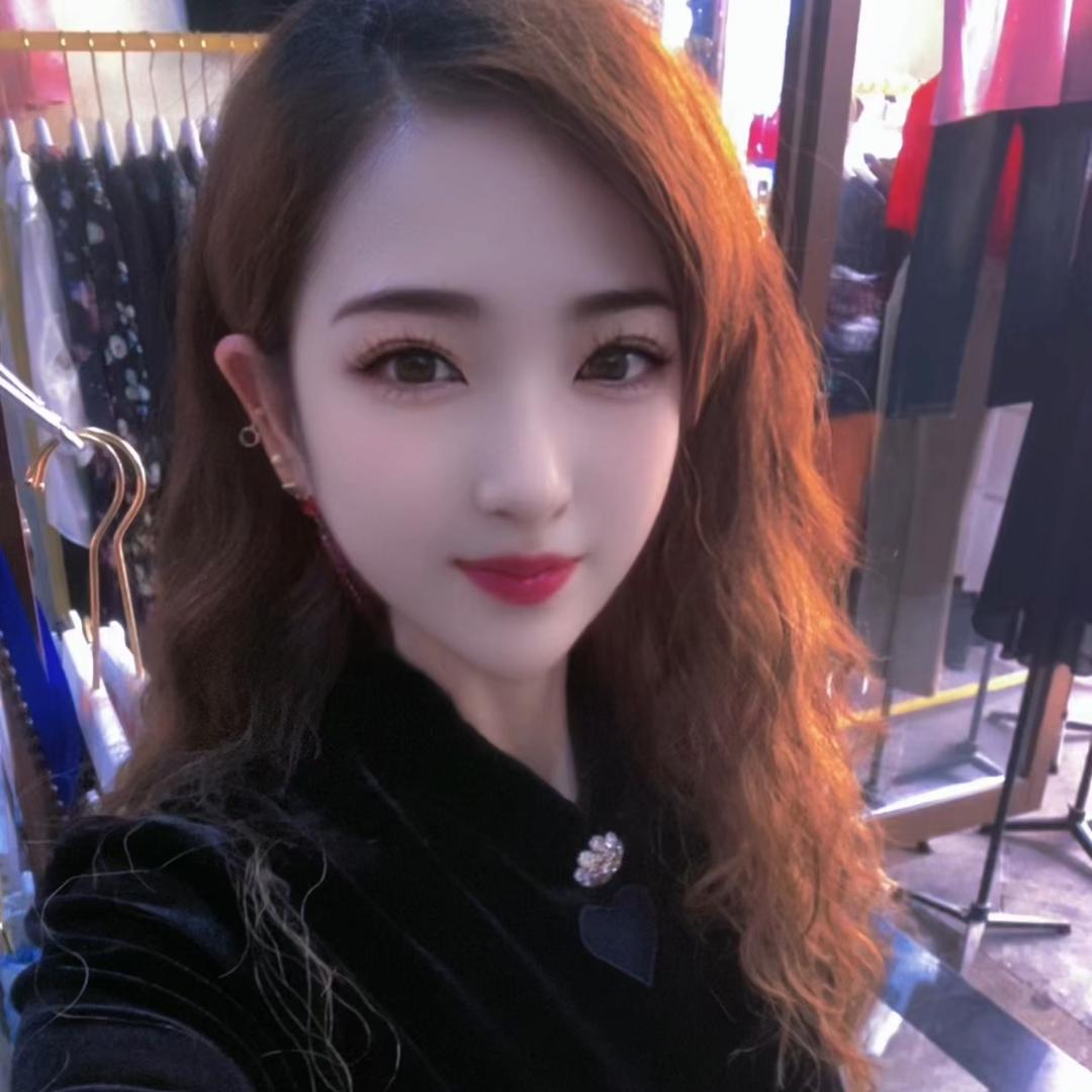 平静🌹品牌女装折扣店