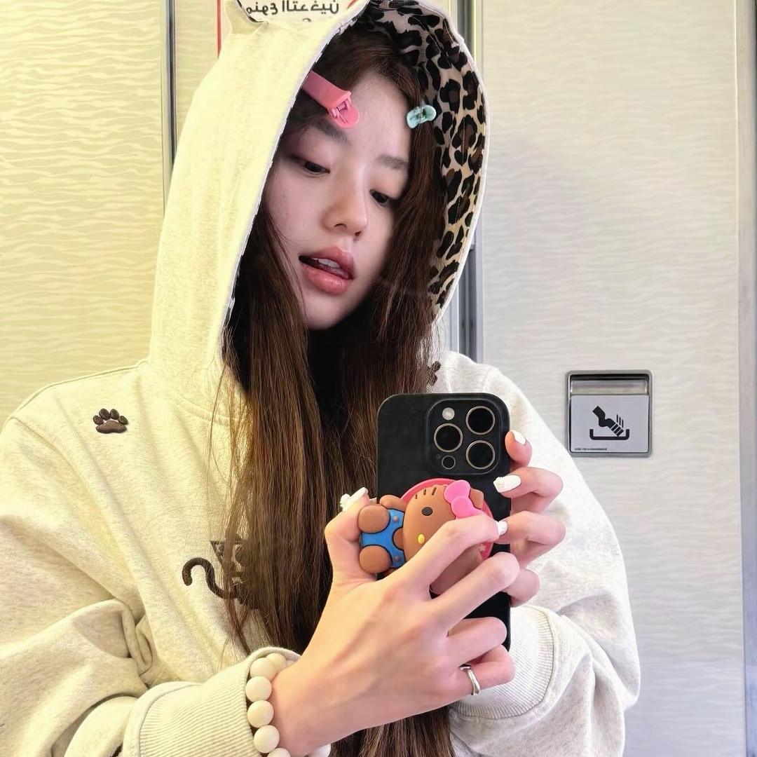 Na娜.