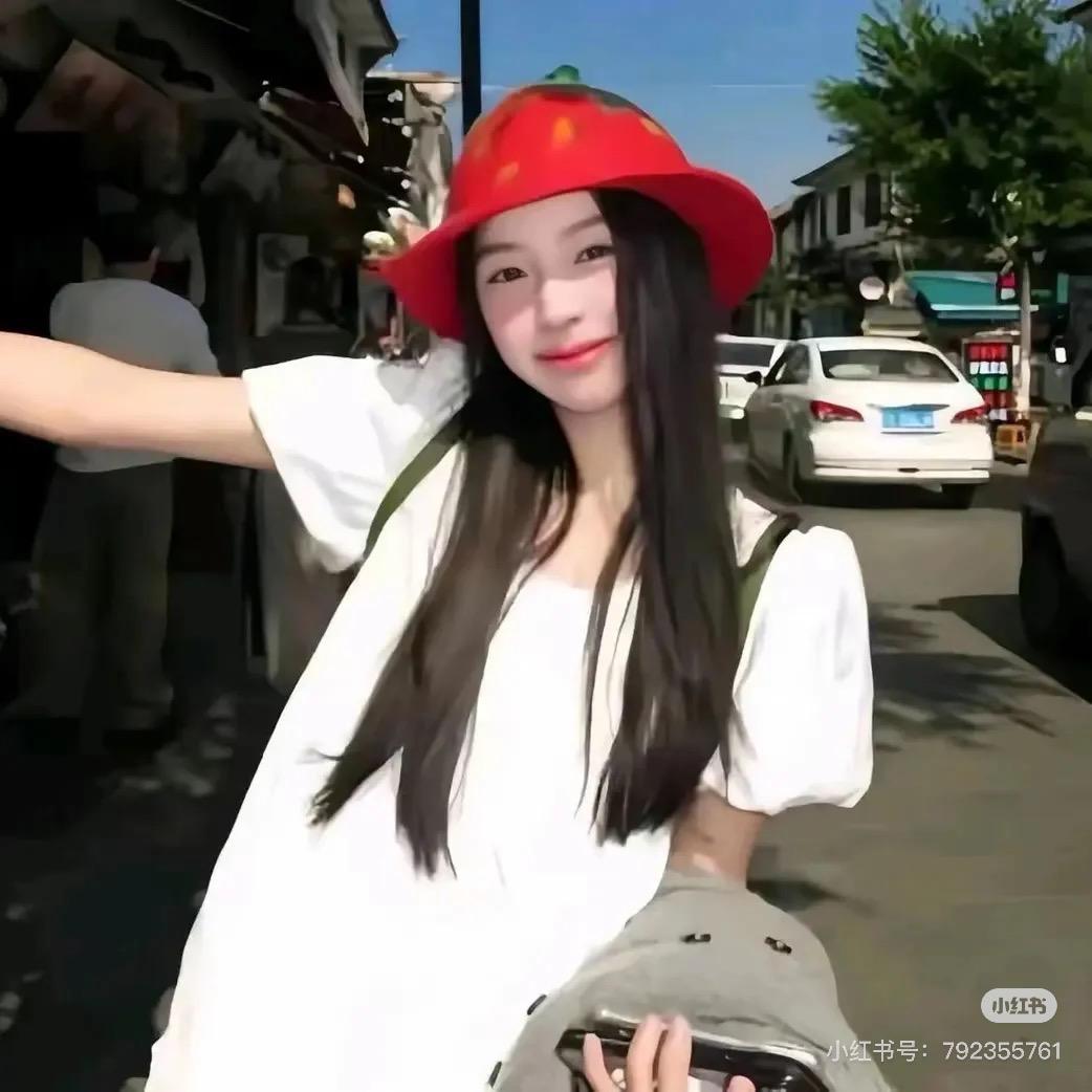 会吐丝的泡芙.