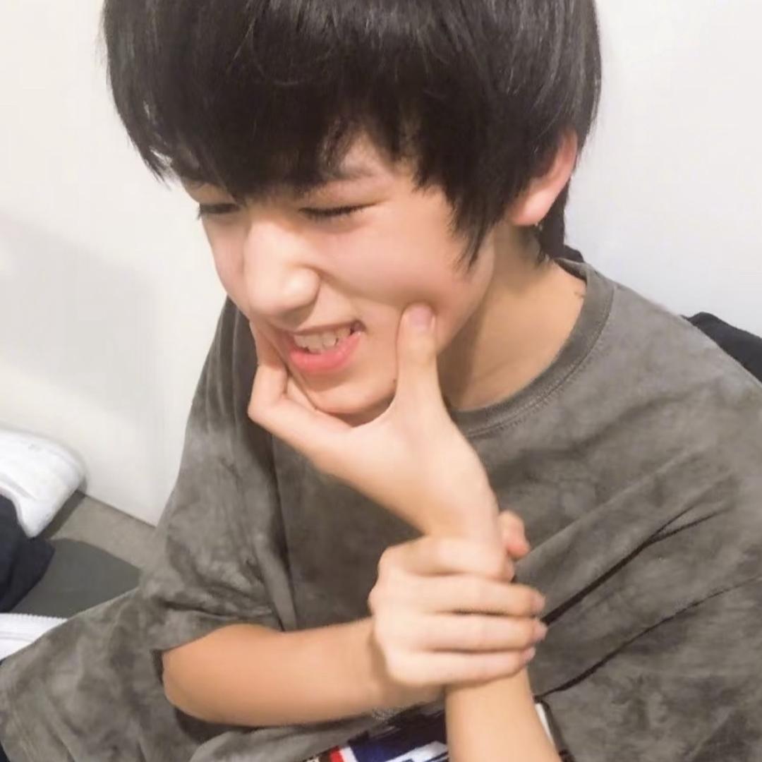 讨厌九月(._.)
