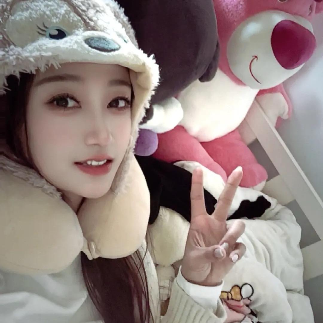 @                🖤。