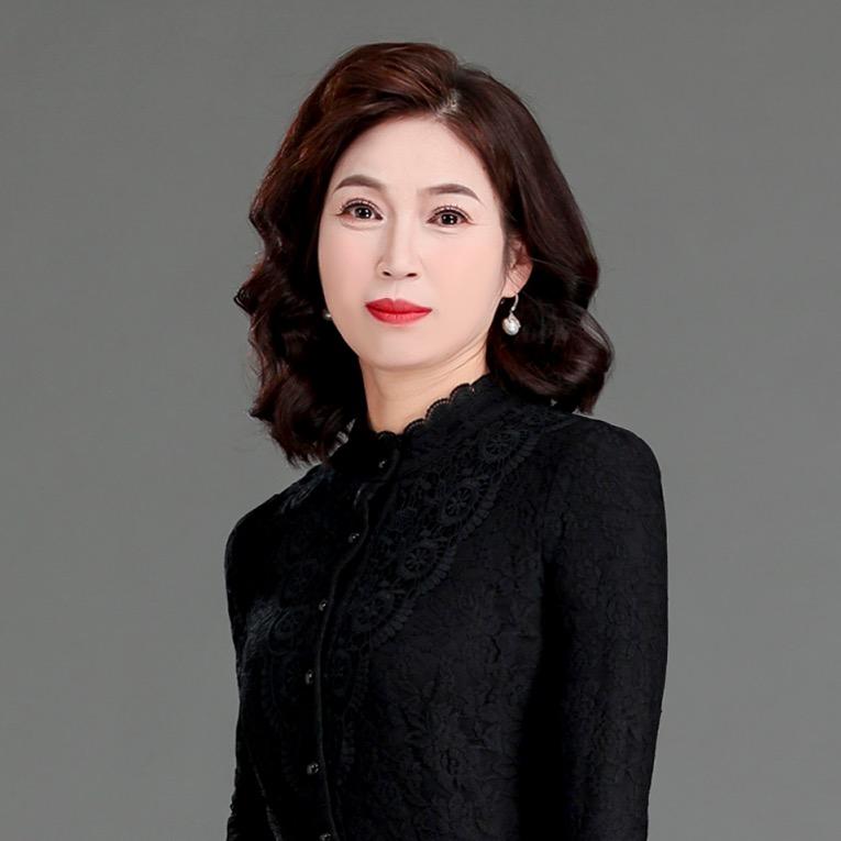 芯阳服饰