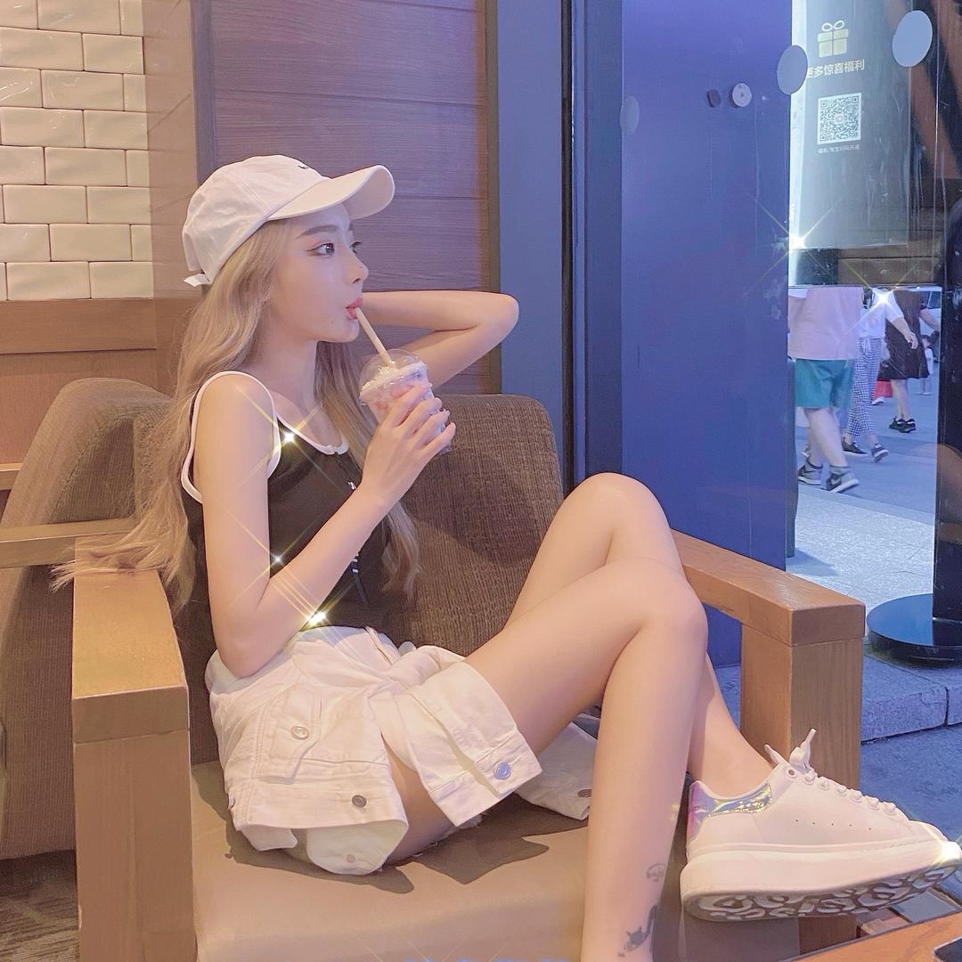 joyceyyyunzhen