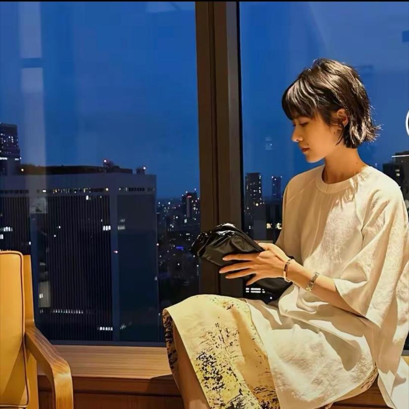 林痣晴（穿搭分享）