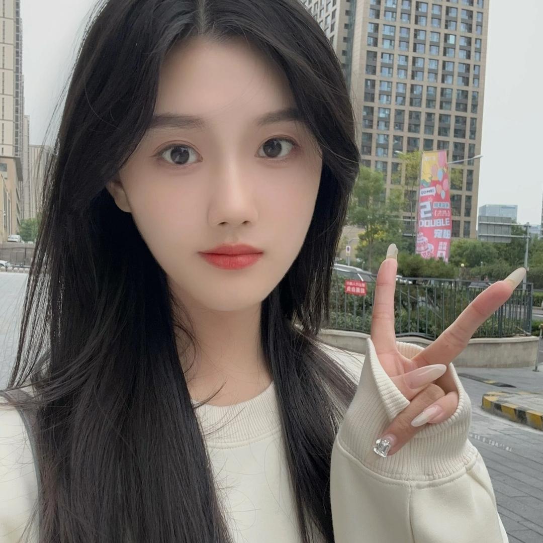 爱喝水的橘子（牵线）