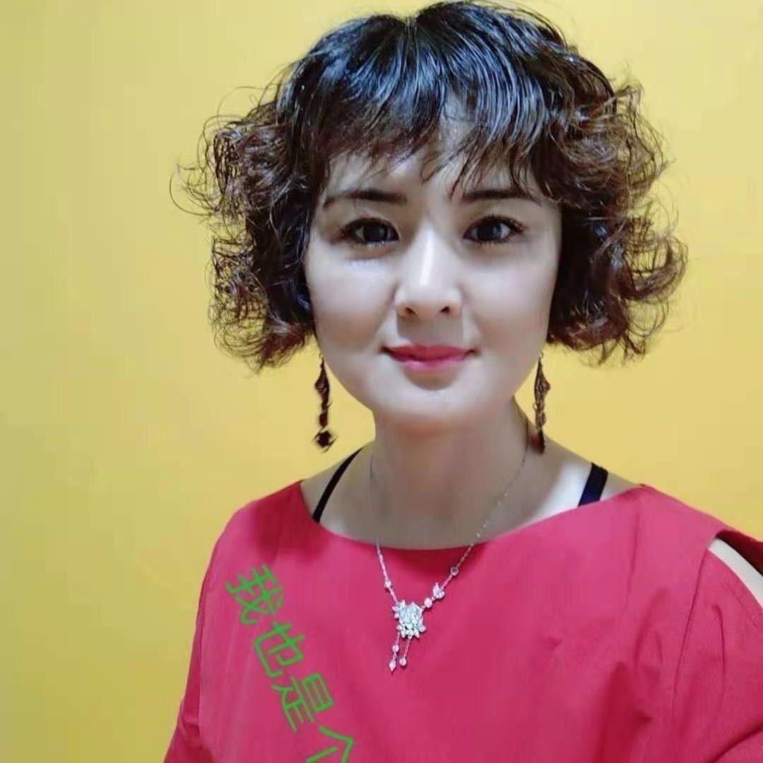 红丽手编饰品