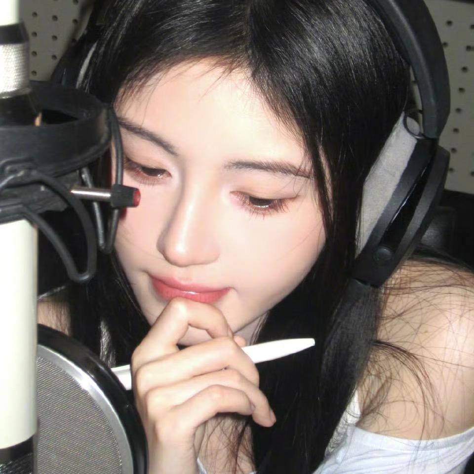 蕾.