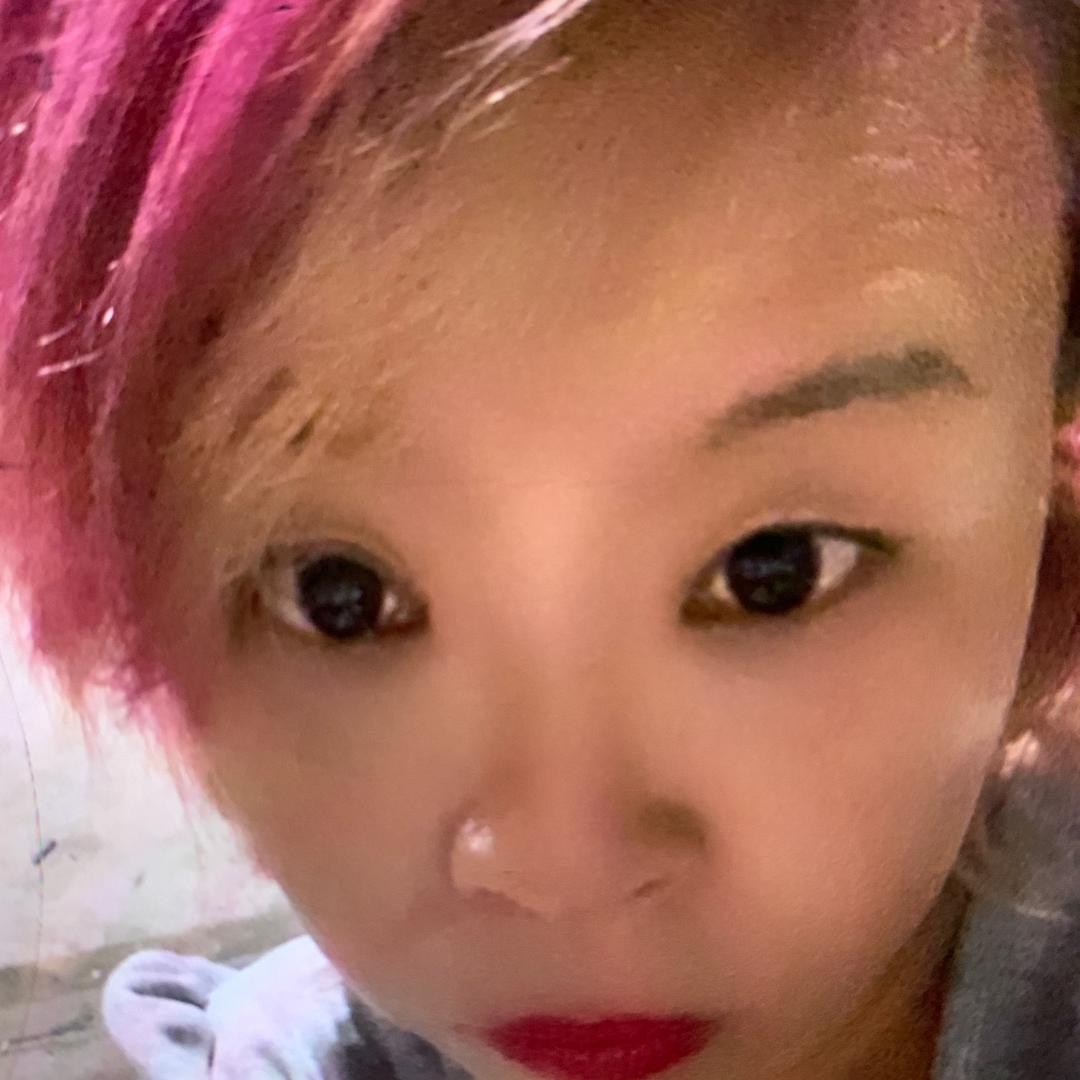 单亲妈妈性感女人