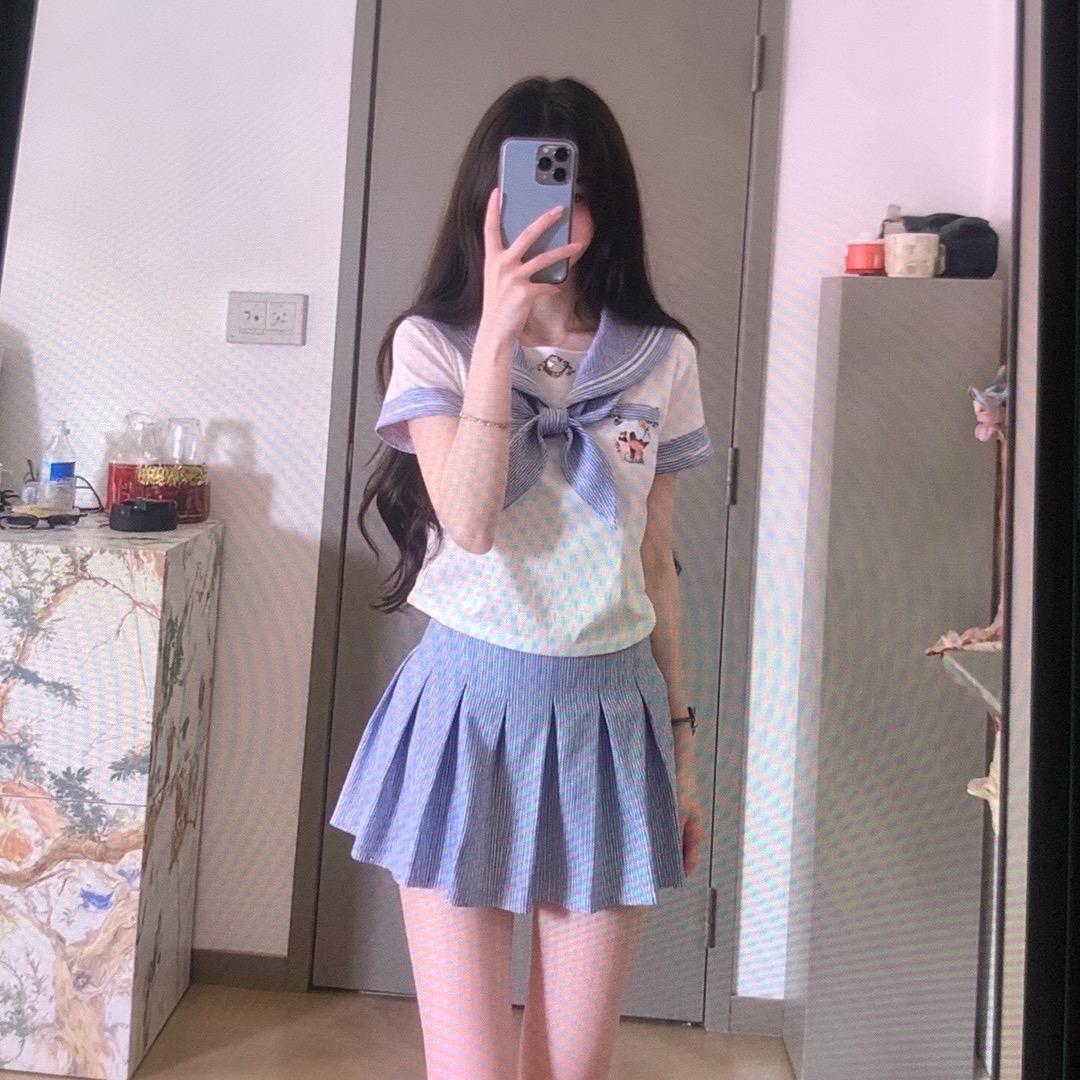 三二