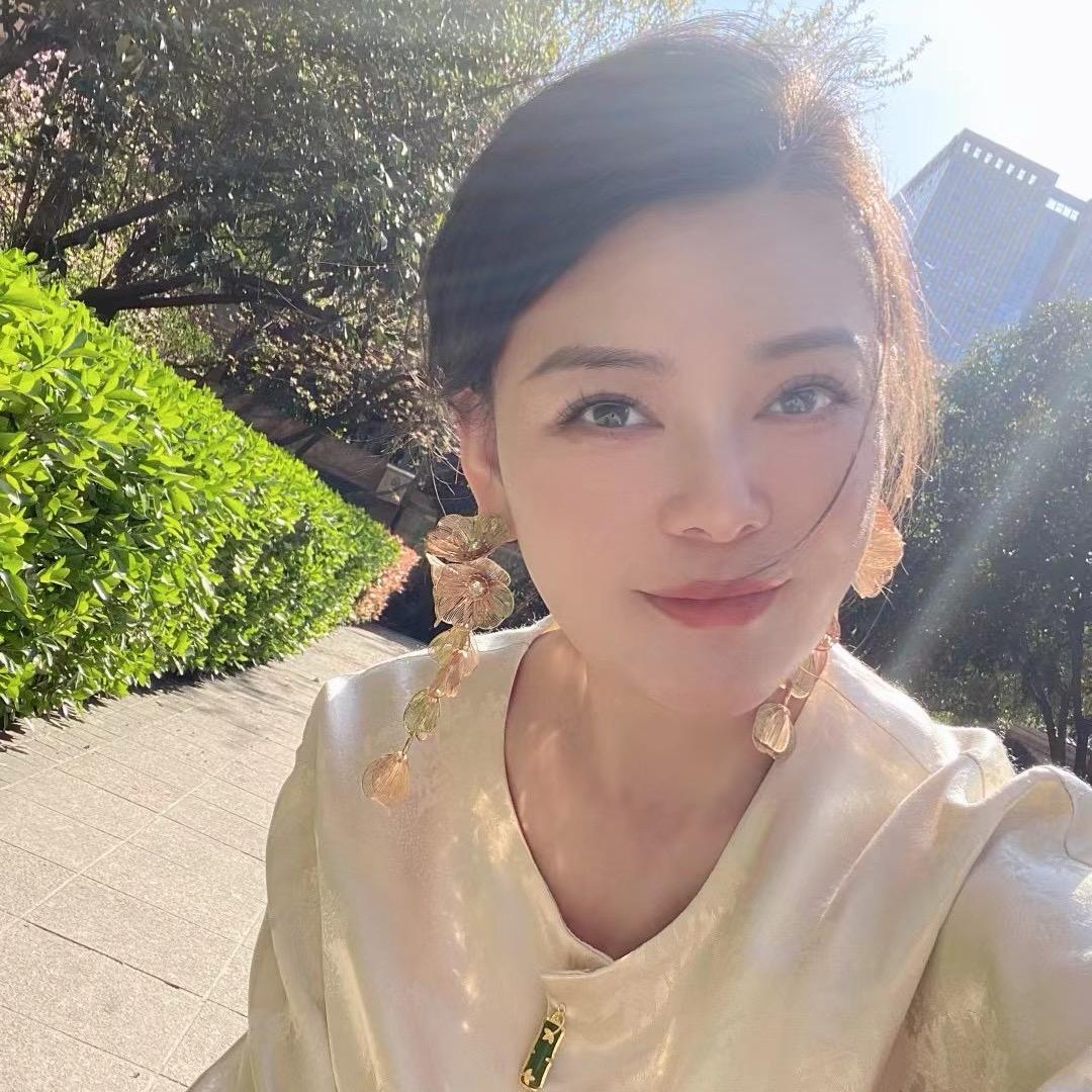 艾吉莉