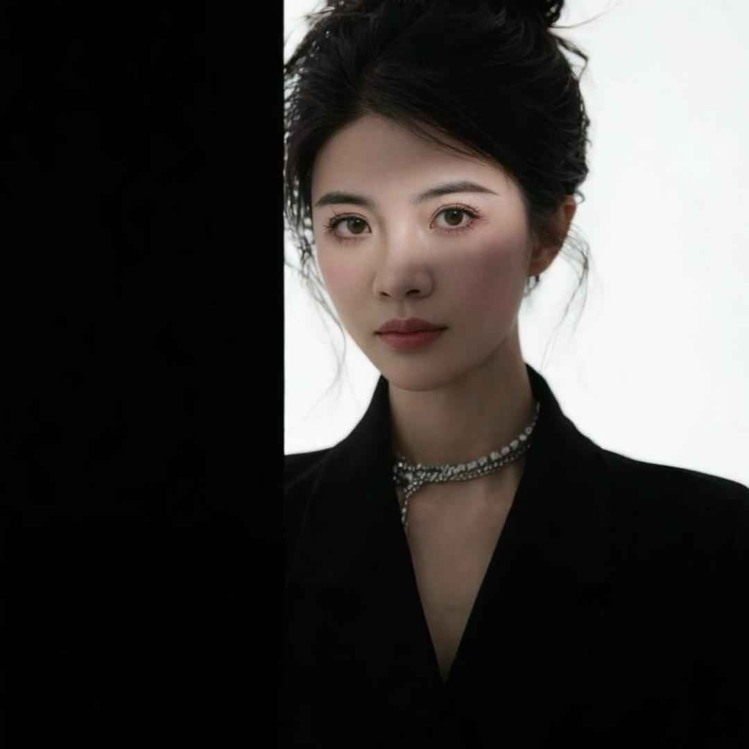 凤凰城 慵也·Yunno(梦婷)