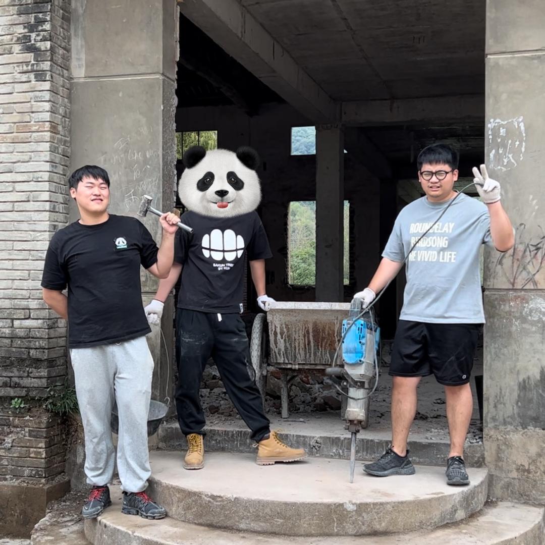 三个肥宅没活干