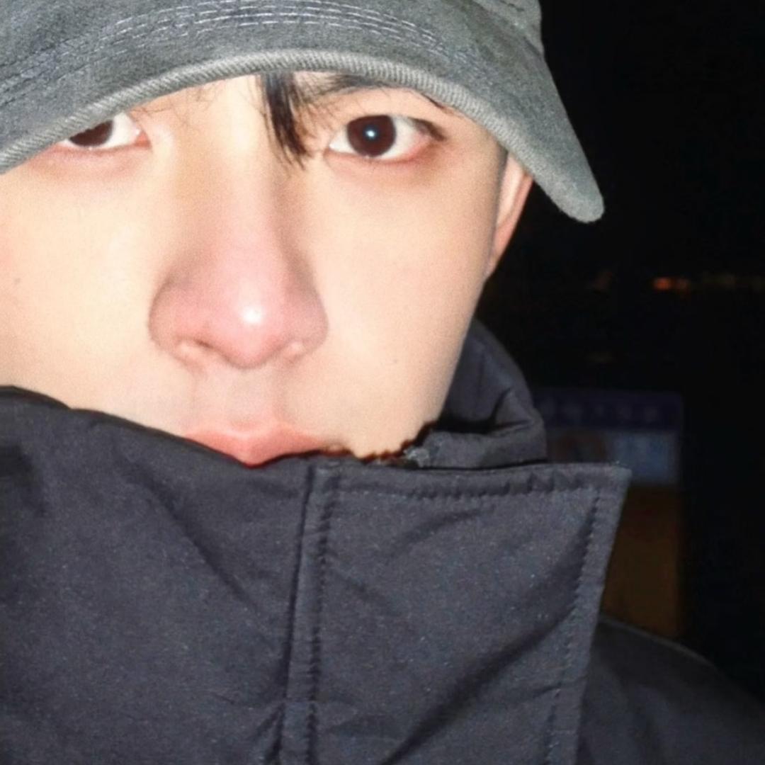 闭眼睡觉💤