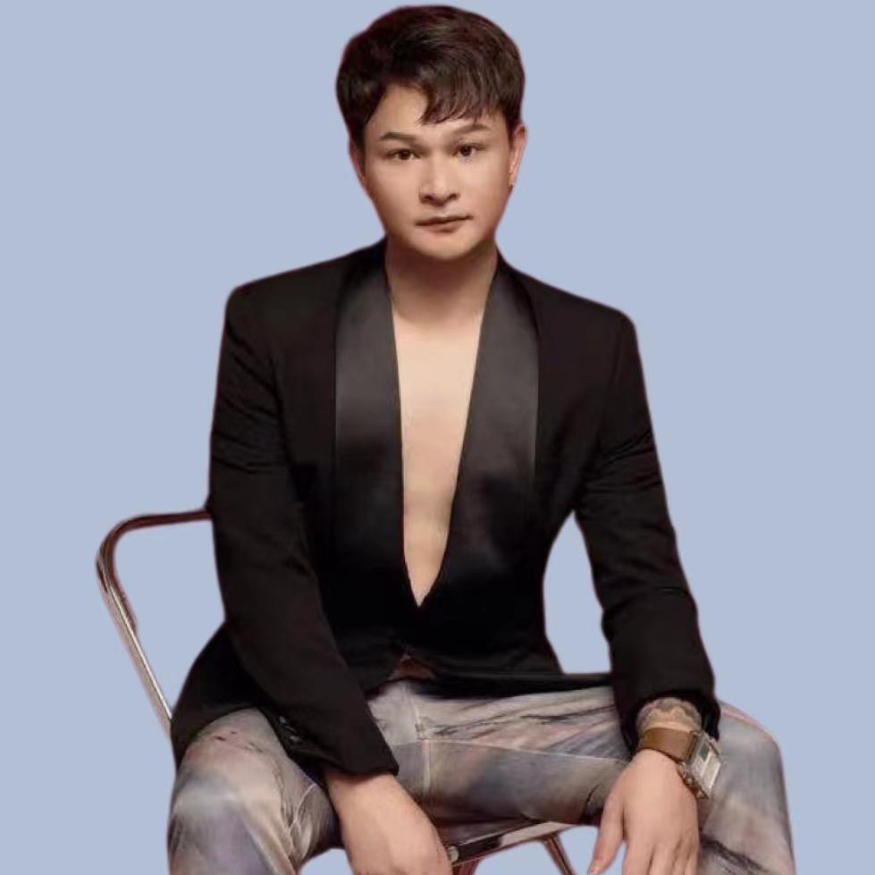 大东AX，创始人