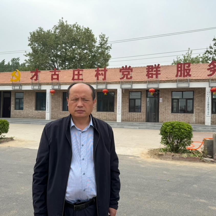 秃顶支书—李传周