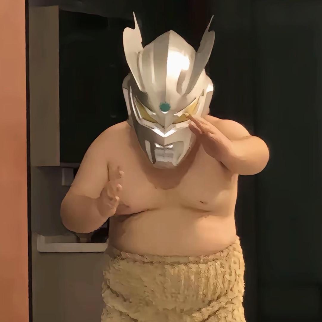 周游￴￴ ￴￴ ￴￴