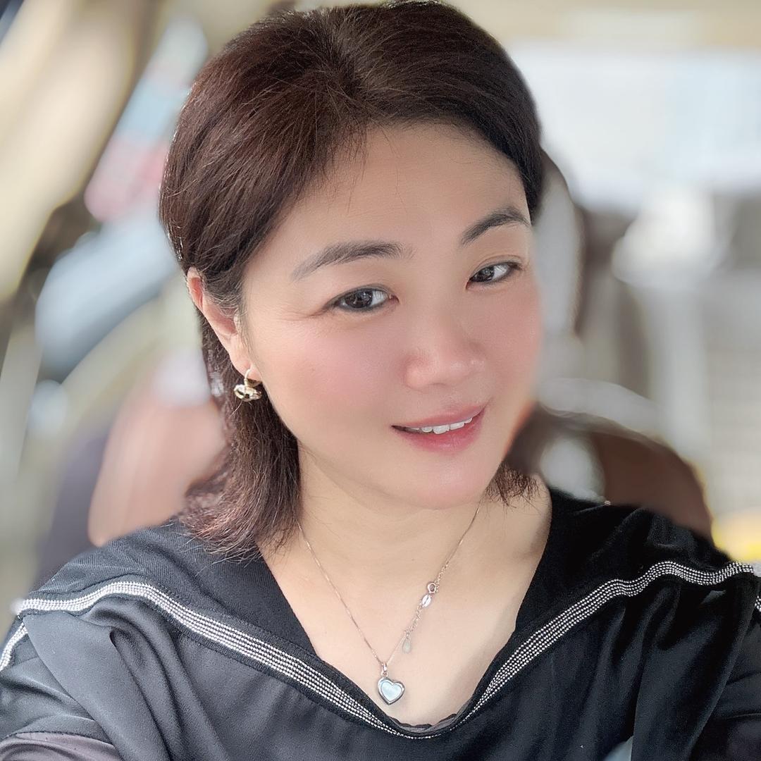 女人如书🎤