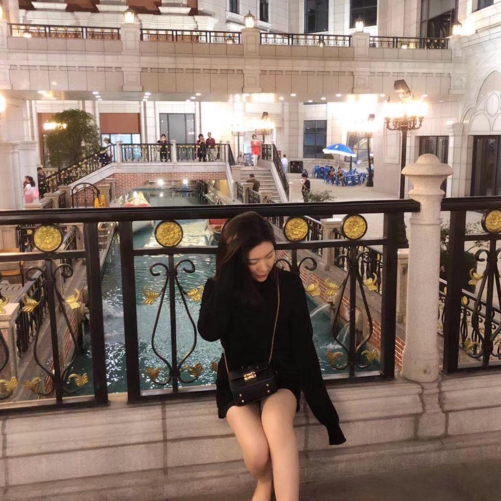 喵喵酱♥︎