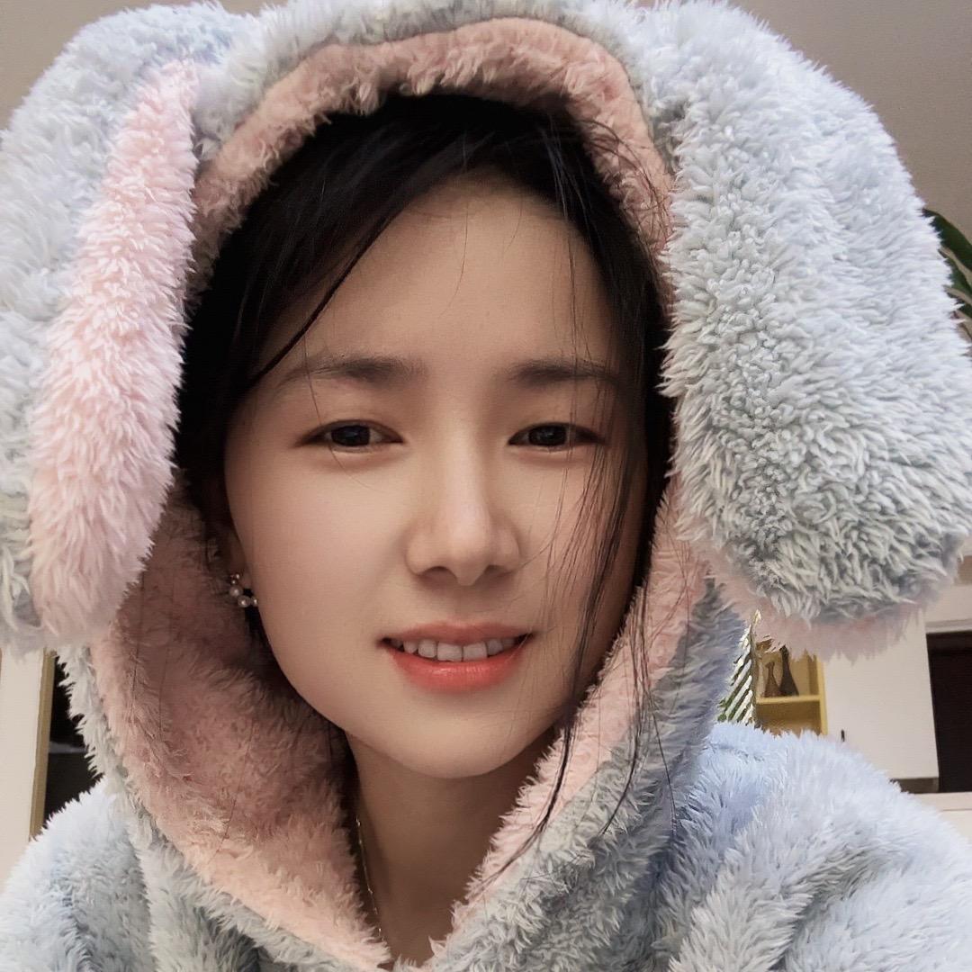 红彦