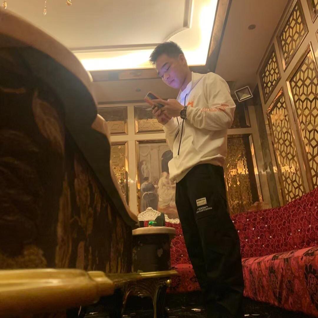 A-暴躁小魚 -