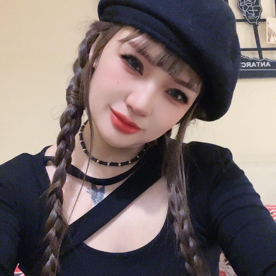 硕硕🎀