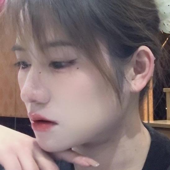 凌晨三点的路灯