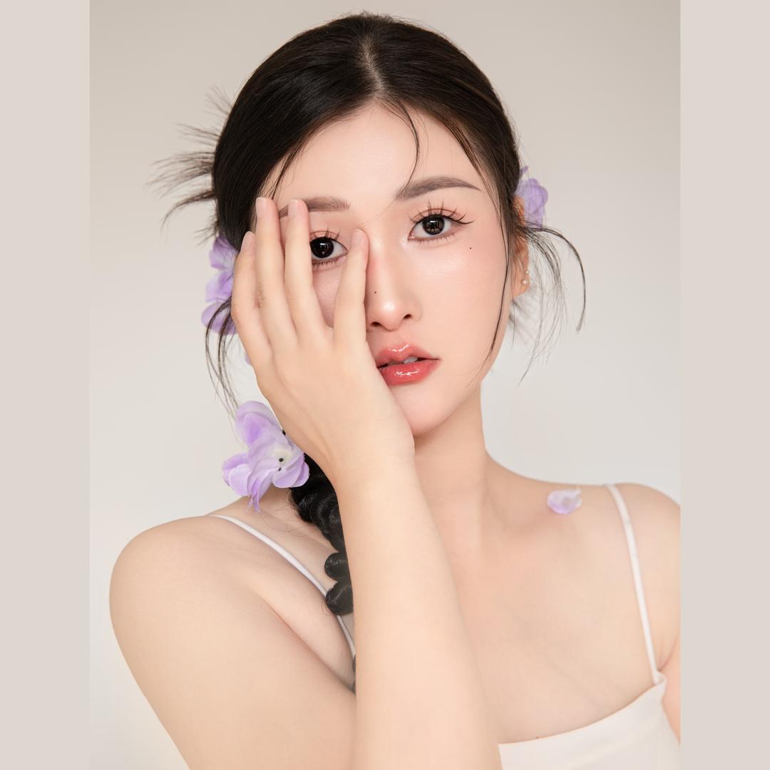 美人余
