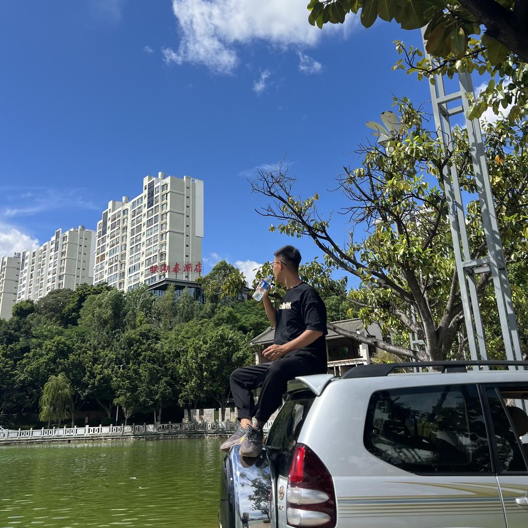 建水小明二手车