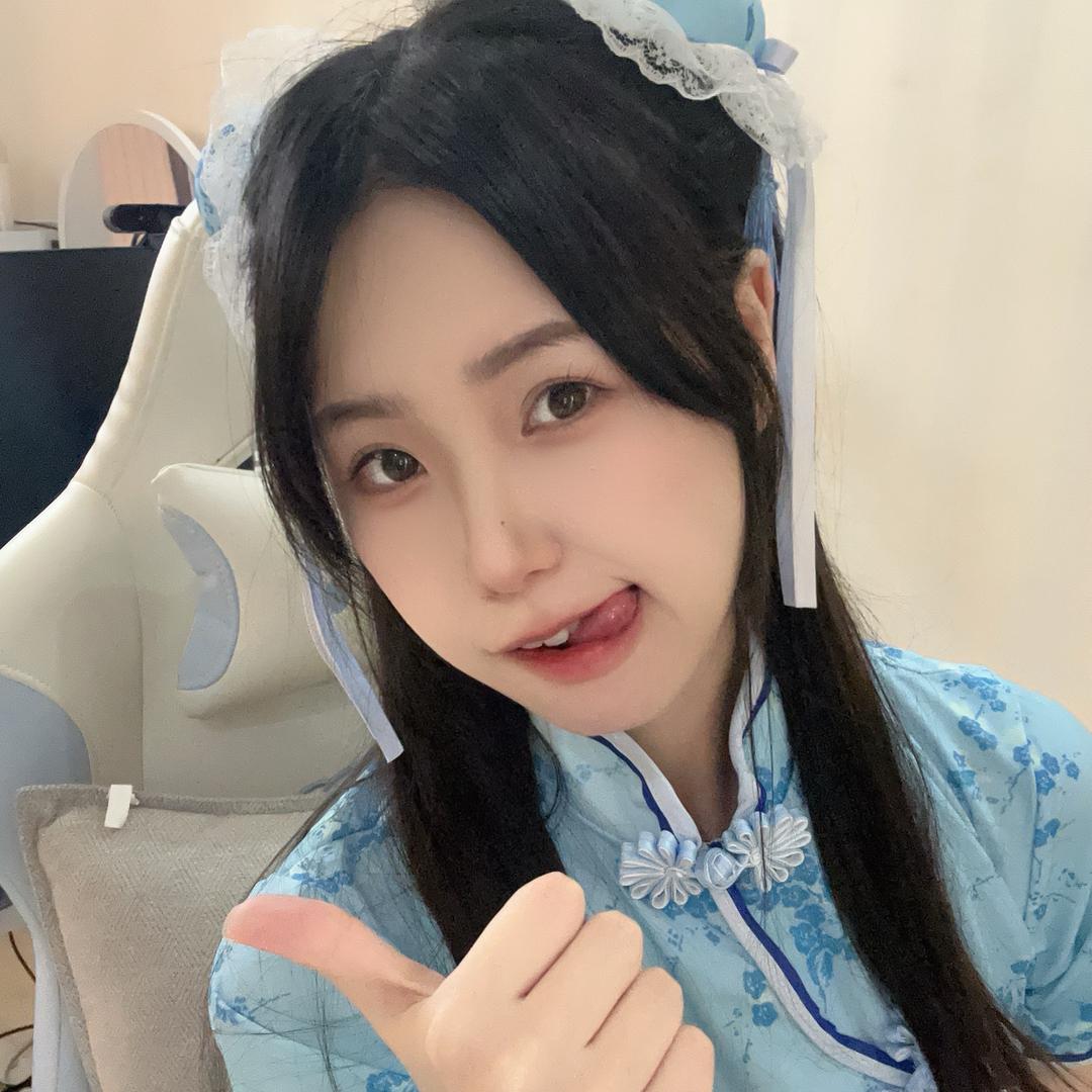 小龙人跑刀（龙佳佳）