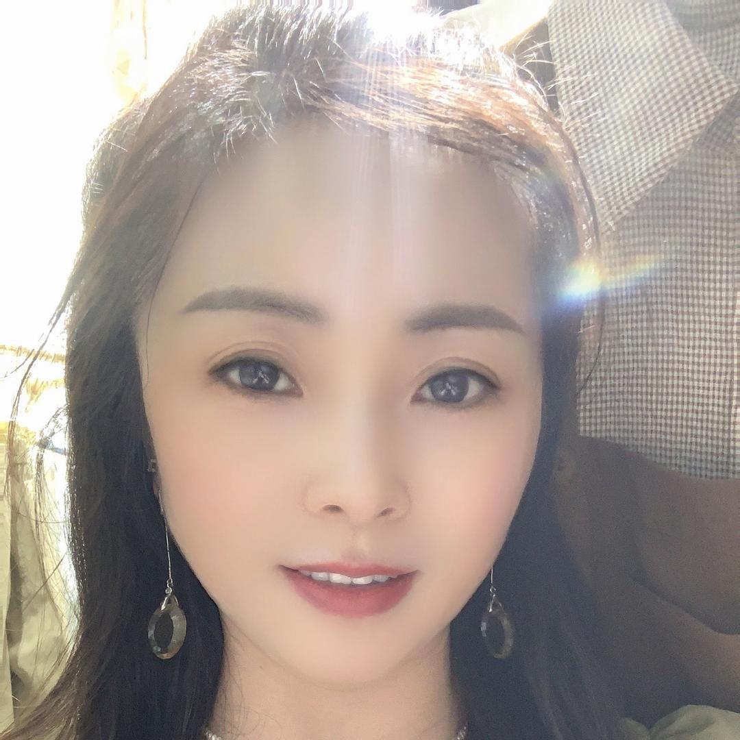 阿依莲