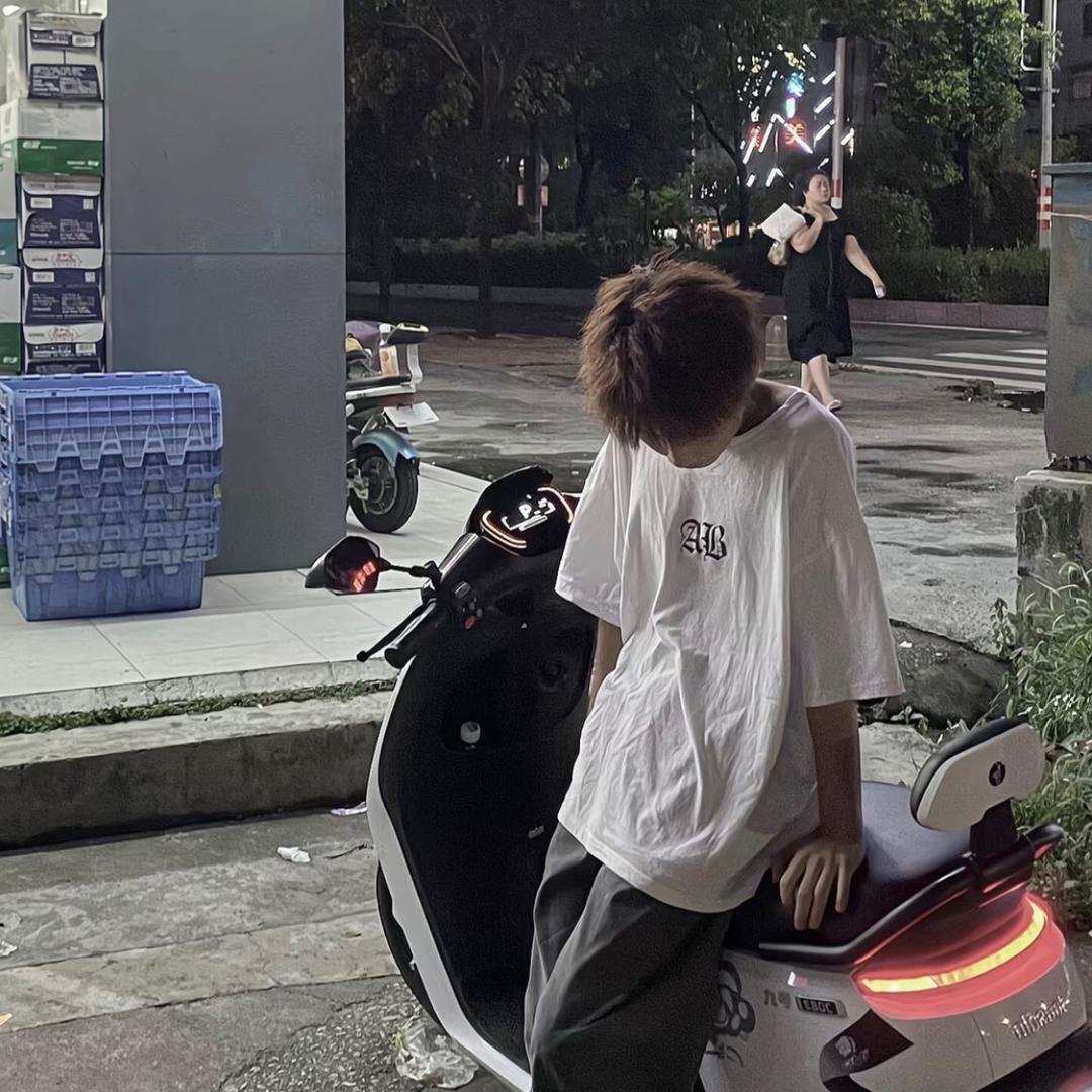 張钰曟