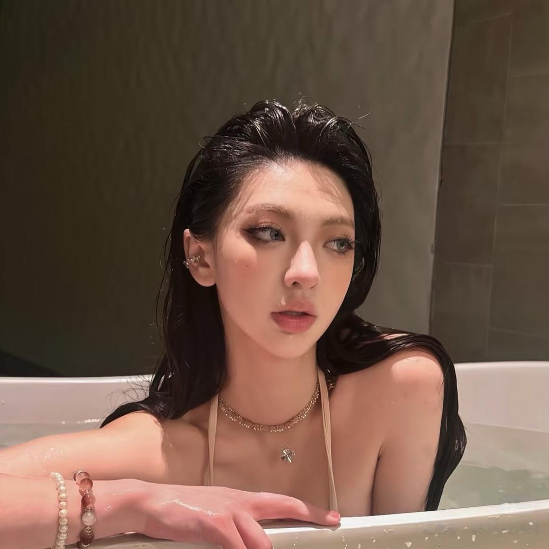 栾 惠儿_