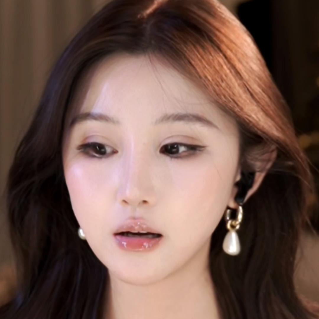 看脸的婉婉