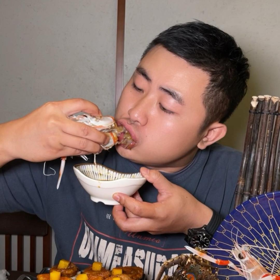 狂吃的桑尼